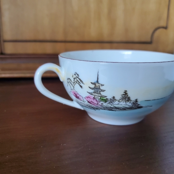 Vintage Japanese Teacup & Saucer Mt. Fuji Made in Japan - Picture 7 of 11